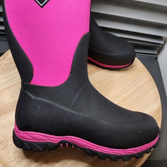 Muck Boot Rugged II Kids Boots – Size 7 – Fleece Lined – Cold Weather - Picture 9 of 10